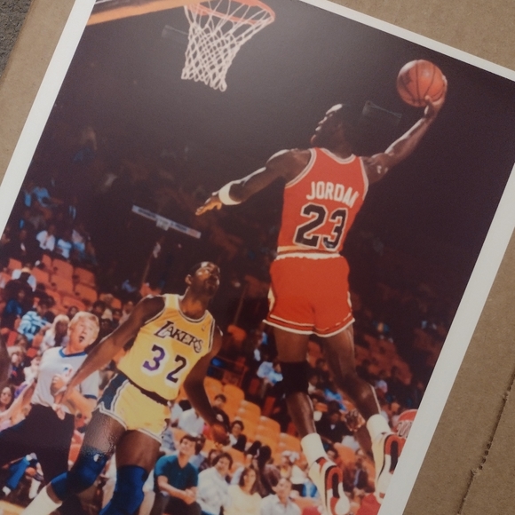MICHAEL JORDAN 8.5x11 FREE THROW LINE DUNK &DUNK VS LAKERS NBA GLOSSY POSTER SET - Picture 11 of 13